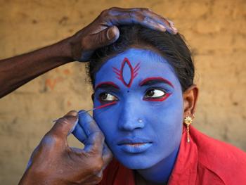 印度神话人物的装扮过程